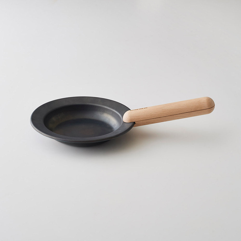 FUJITA KINZOKU 煎锅JIU和手柄套装(榉木)
